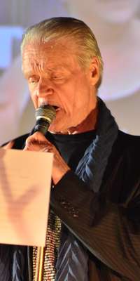 Kim Fowley, American record producer, dies at age 75